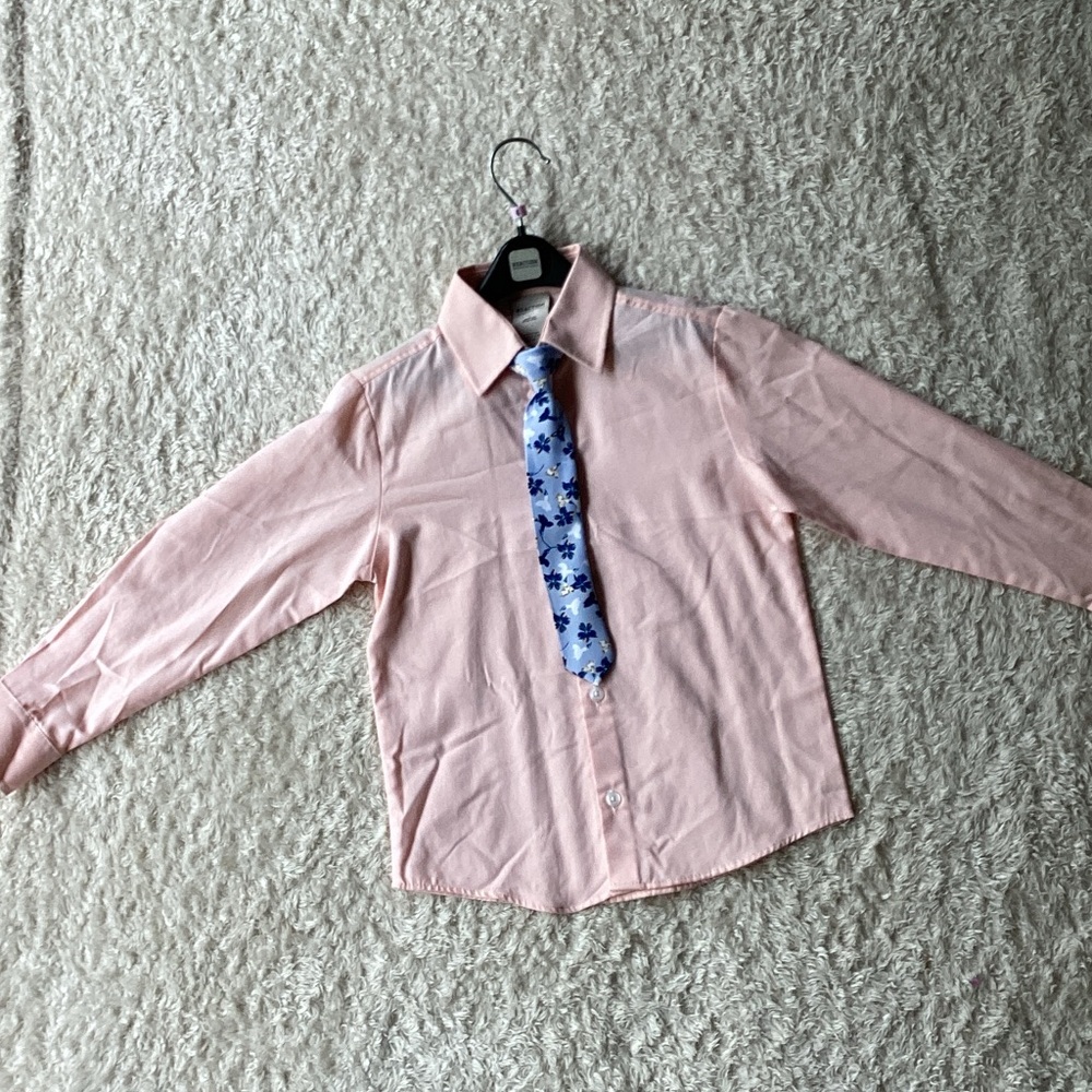 Kenneth Cole Reaction Pink Dress Shirt with Blue Floral Tie